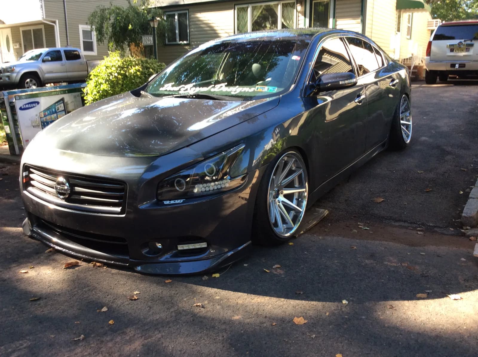2012 Nissan Maxima garage profile 2012 Nissan Maxima owned by lmalatino116 — similar build on CarCultureHQ