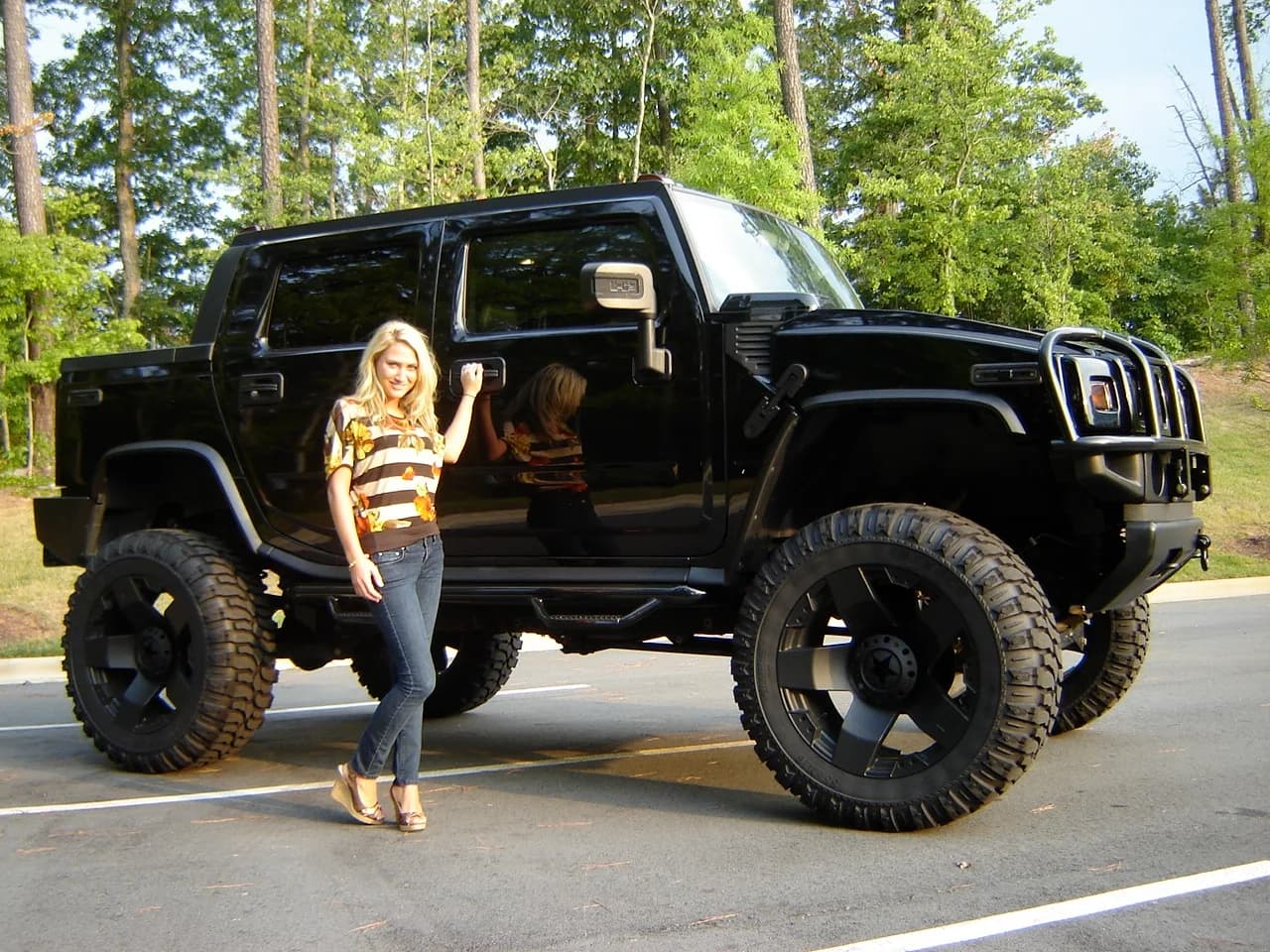 2005 Hummer H2 garage profile 2005 Hummer H2 owned by JonSorgi — similar build on CarCultureHQ