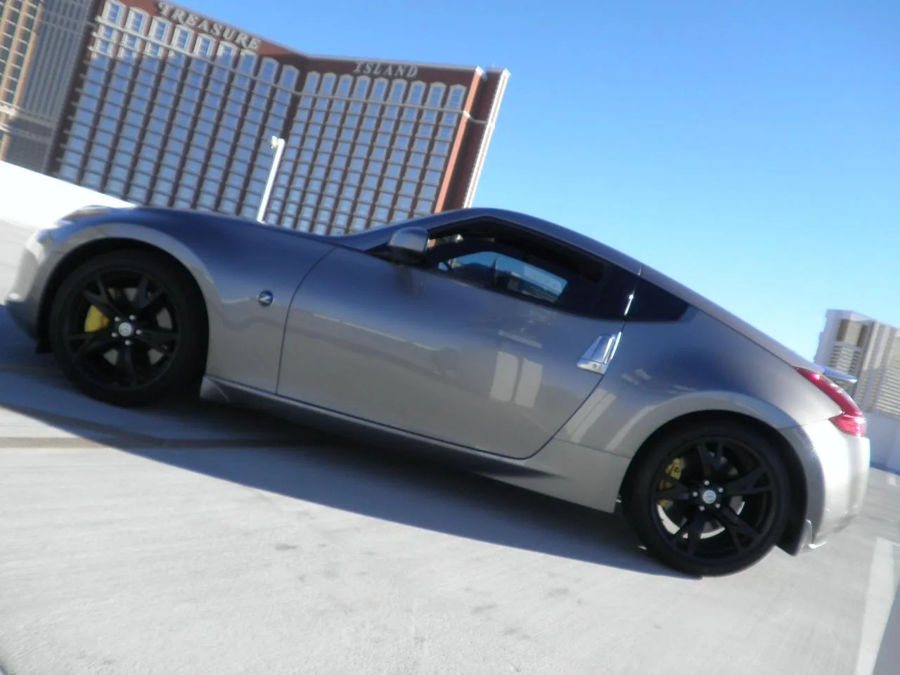 2009 Nissan 370Z garage profile 2009 Nissan 370Z owned by R8tedE — similar build on CarCultureHQ
