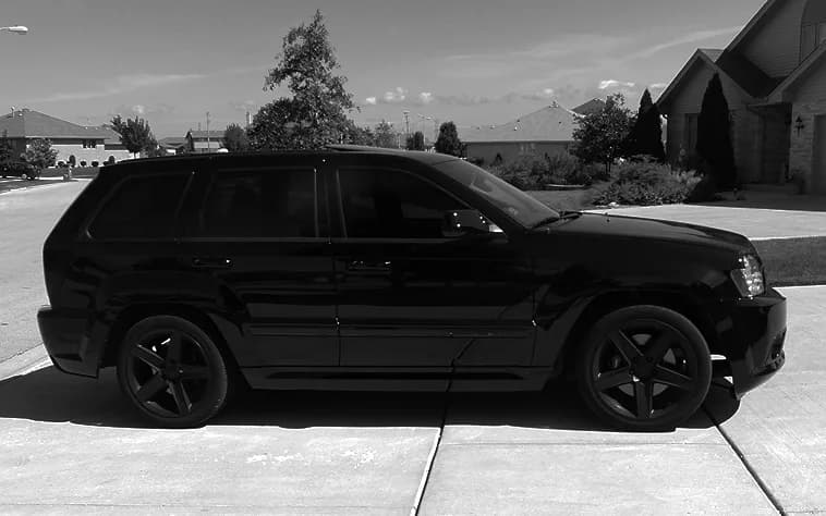 2007 Jeep Grand Cherokee garage profile 2007 Jeep Grand Cherokee owned by EbladeSRT — similar build on CarCultureHQ