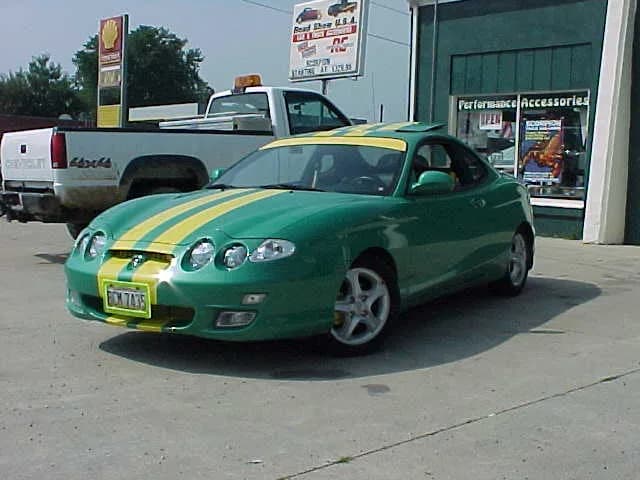 2000 Hyundai Tiburon garage profile 2000 Hyundai Tiburon owned by y2ktbbd — similar build on CarCultureHQ