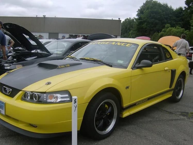2001 Ford Mustang garage profile 2001 Ford Mustang owned by MustangGirl666 — similar build on CarCultureHQ