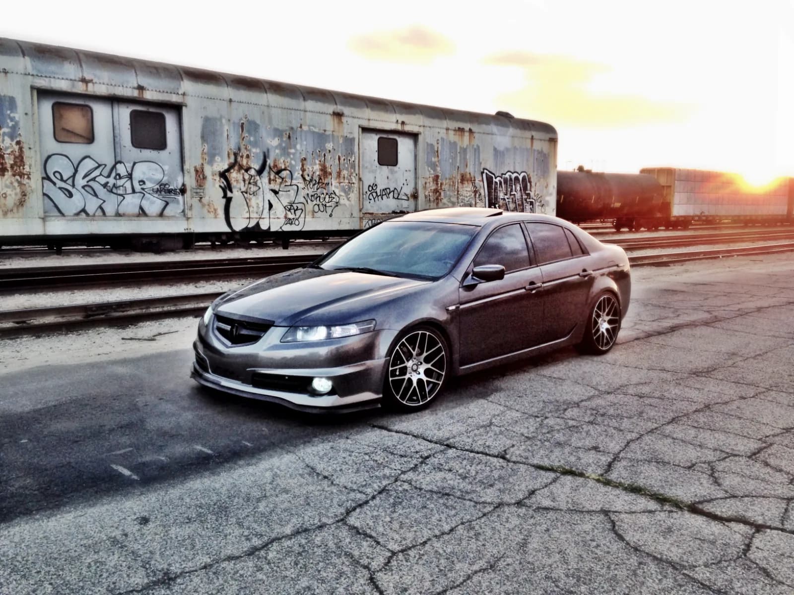 2004 Acura TL garage profile 2004 Acura TL owned by HaykTagvoryan — similar build on CarCultureHQ