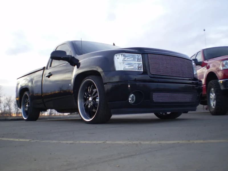 2007 Gmc Sierra garage profile 2007 Gmc Sierra owned by mmalcolm24 — similar build on CarCultureHQ